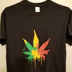 T-shirt Marijuana Leaf jamaican colors ....NEW!!